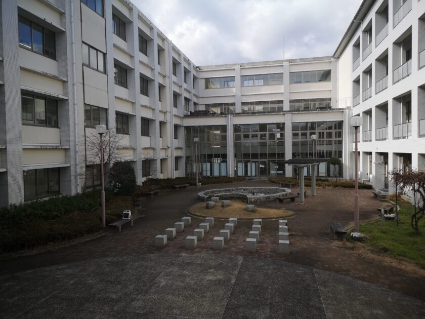 高校での新生活が待っています(写真は膳所高校)。