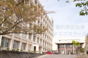 滋賀県立玉川高校は最寄りは南草津駅でそこから2kmで徒歩約25分です。